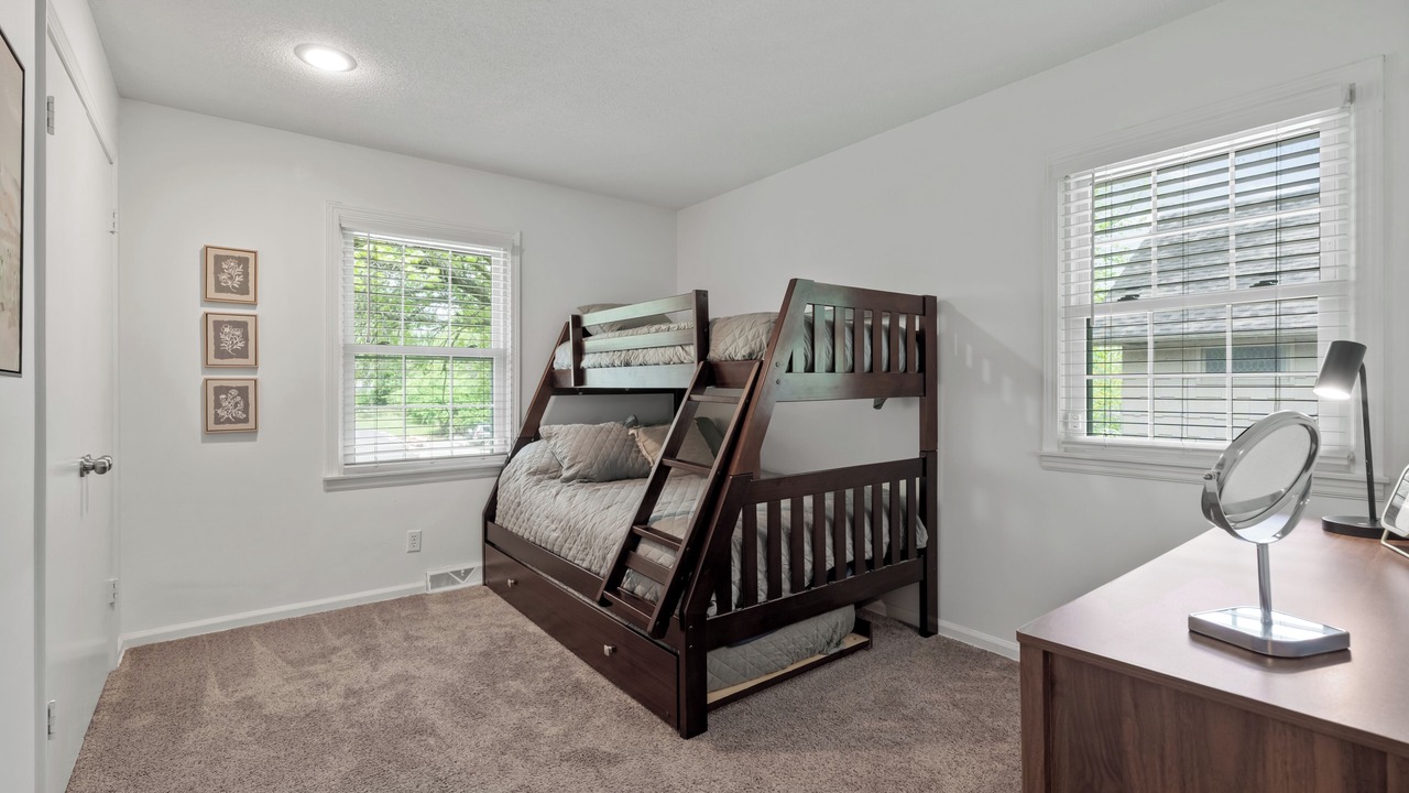 Photo of Bedroom in South Kansas City