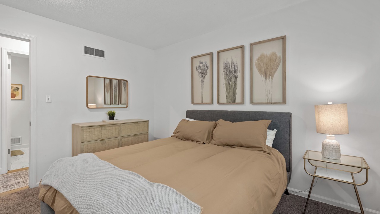 Photo of Bedroom in South Kansas City