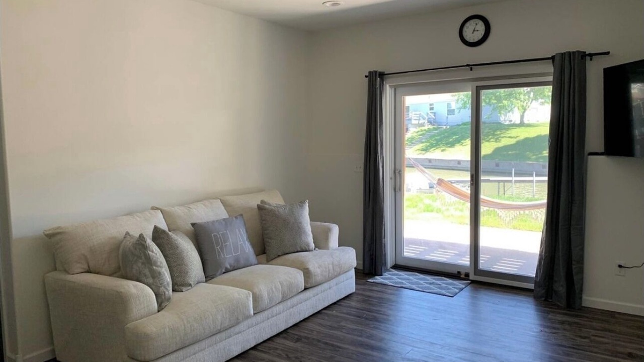 Photo of Livingroom in Elwood