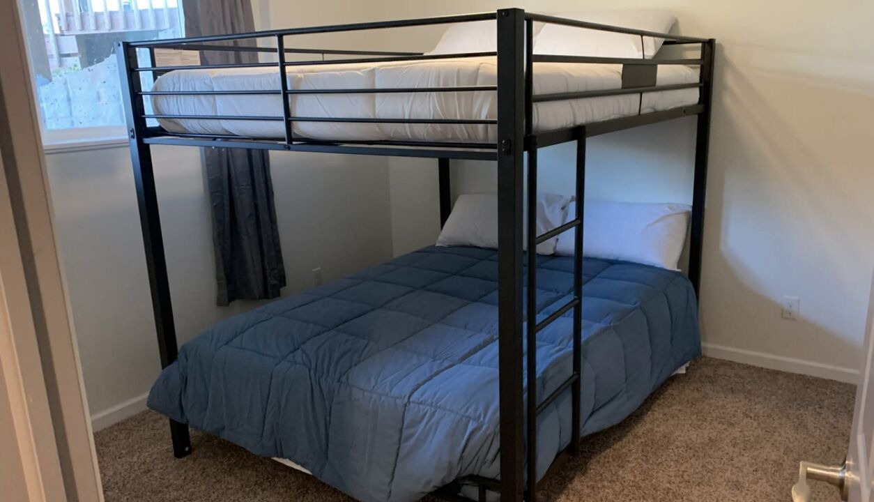 Photo of Bedroom in Elwood