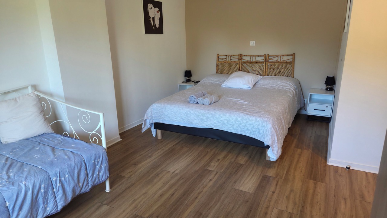 Photo of Bedroom in Lisle-sur-Tarn