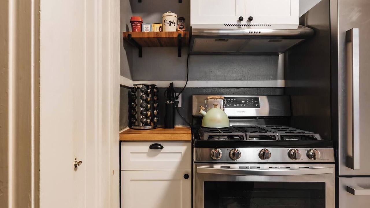 Photo of Kitchen in West Campus