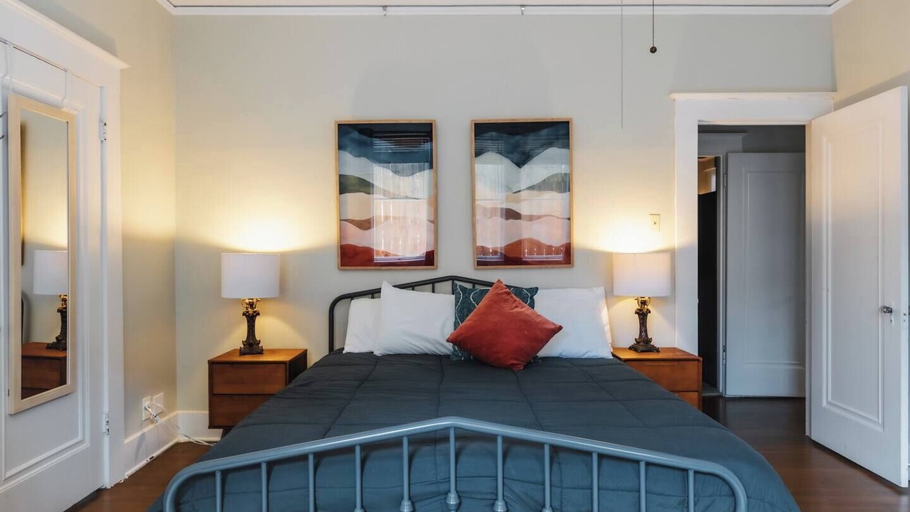 Photo of Bedroom in West Campus
