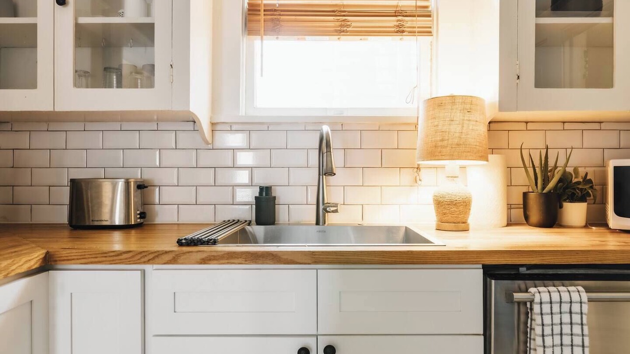 Photo of Kitchen in West Campus