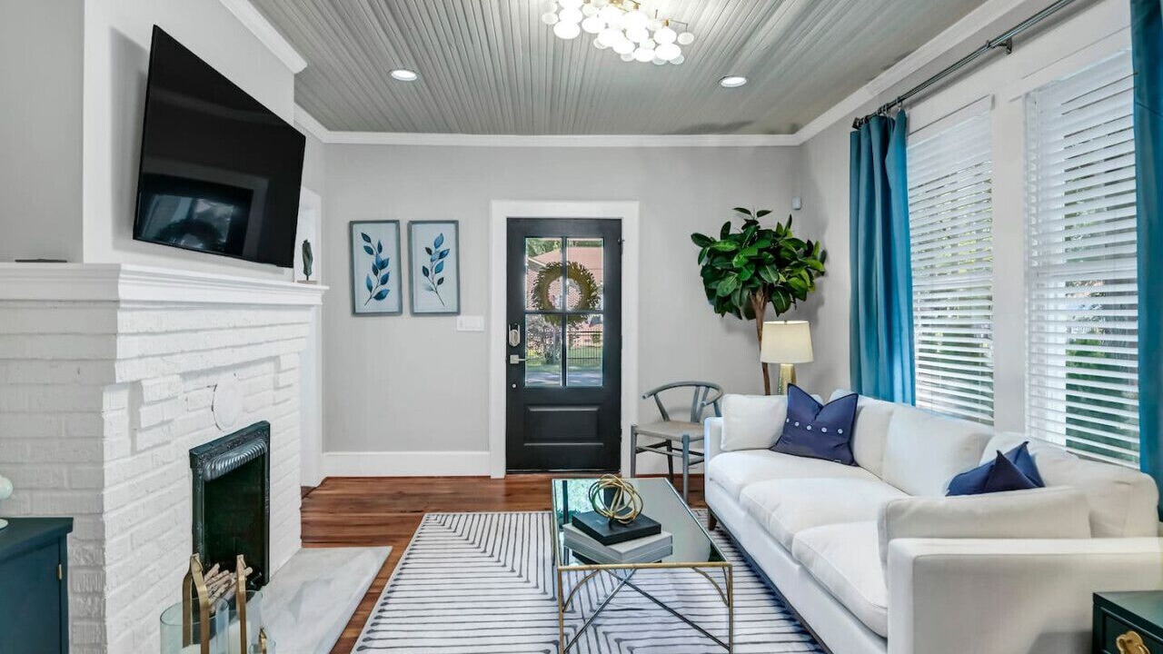 Photo of Livingroom in Earlewood