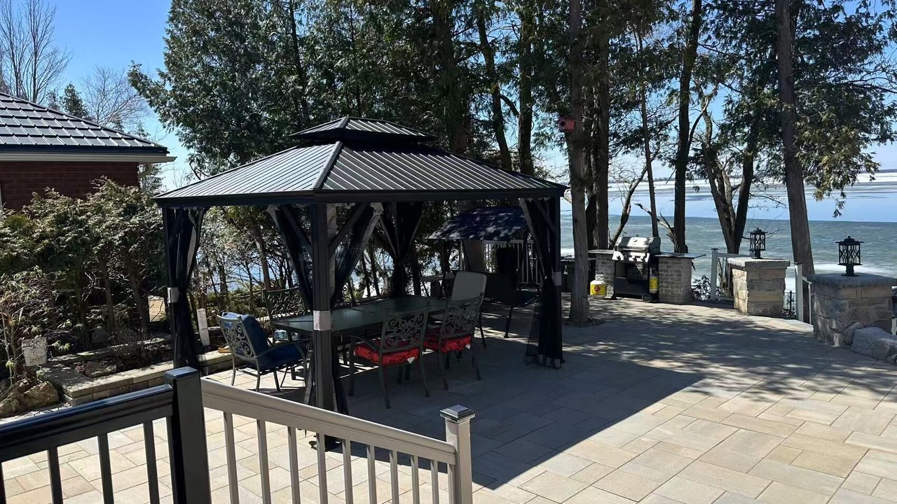 Photo of Outdoor in Brock