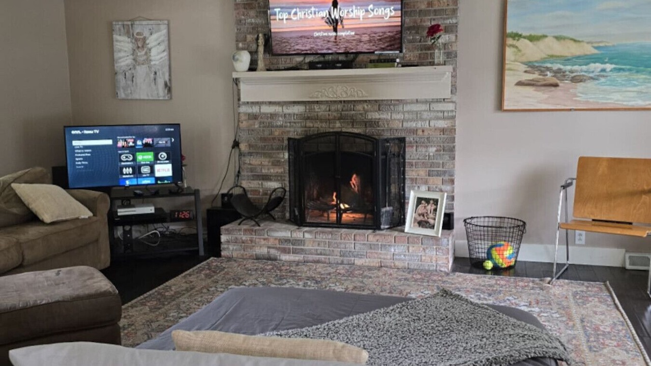 Photo of Livingroom in Spring Lake