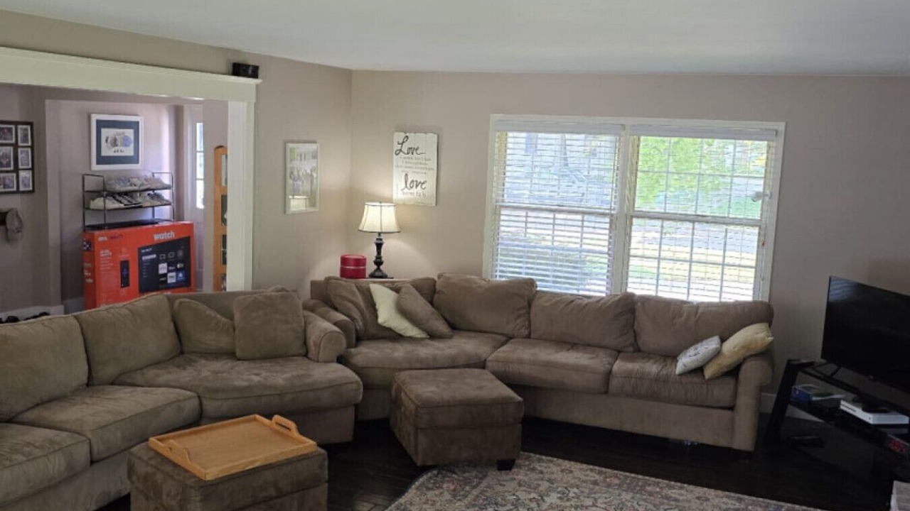Photo of Livingroom in Spring Lake