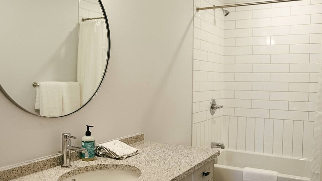 Photo of Bathroom in Grand Bend