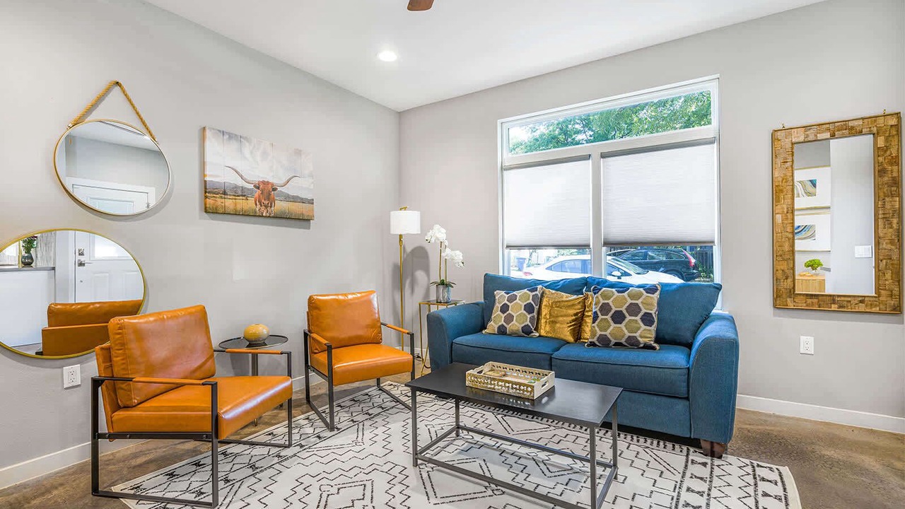 Photo of Livingroom in North Loop