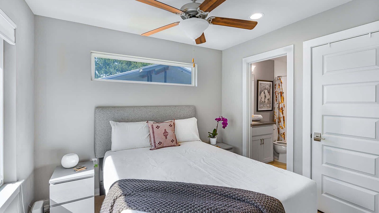 Photo of Bedroom in North Loop