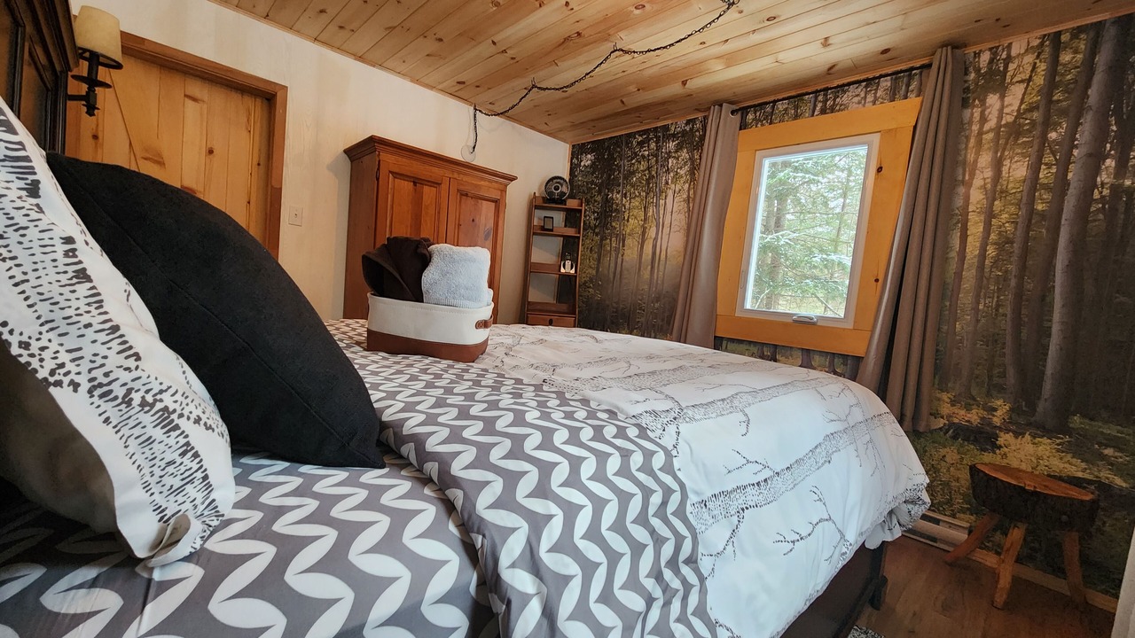 Photo of Bedroom in Notre-Dame-Des-Bois