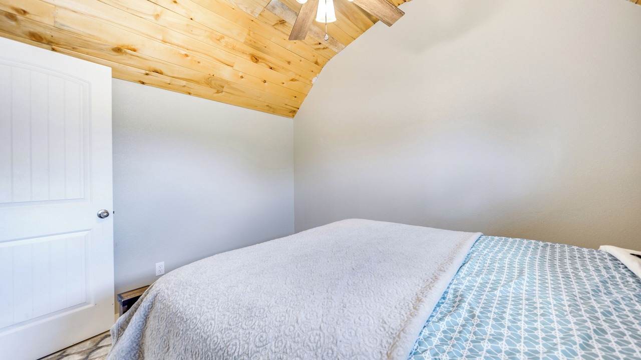 Photo of Bedroom in Rochelle