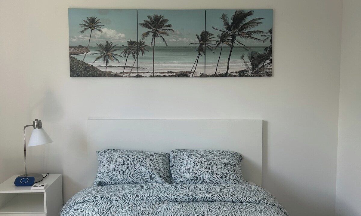 Photo of Bedroom in Cumberland Beach