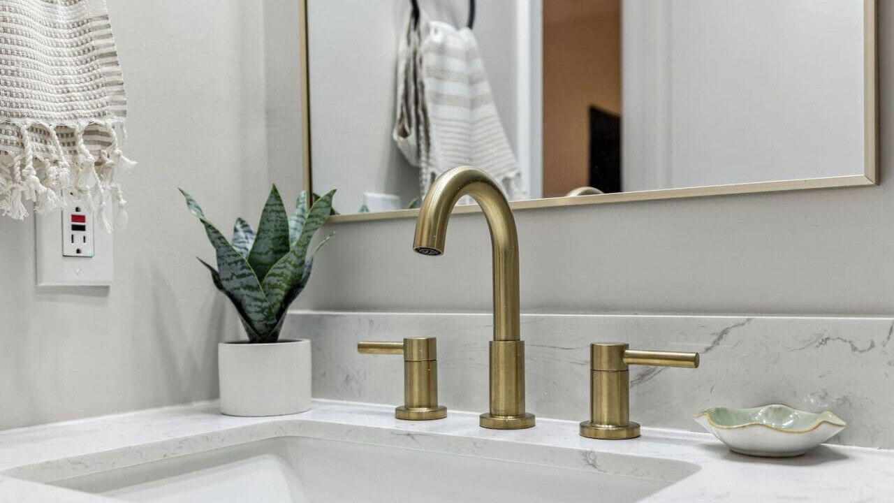 Photo of Bathroom in North Capitol