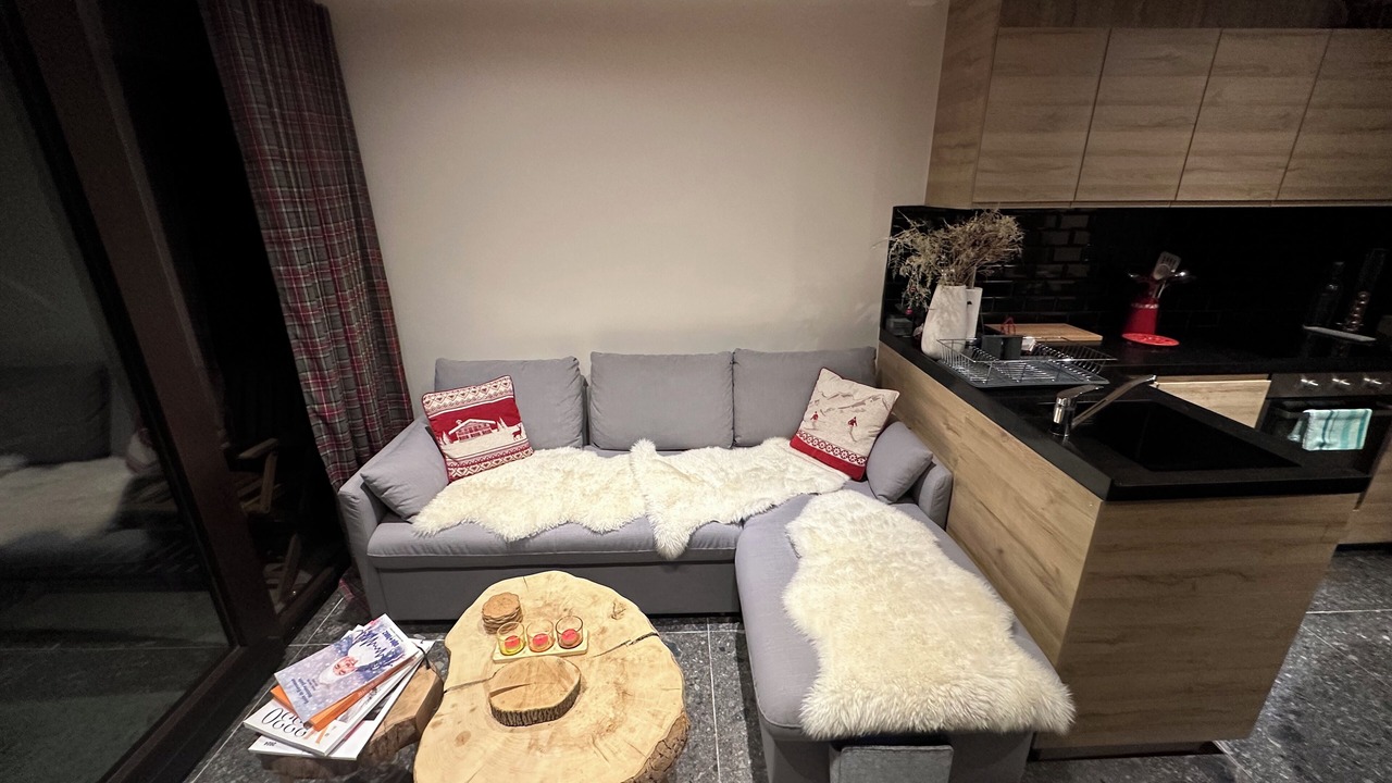 Photo of Others in Eclose-Est