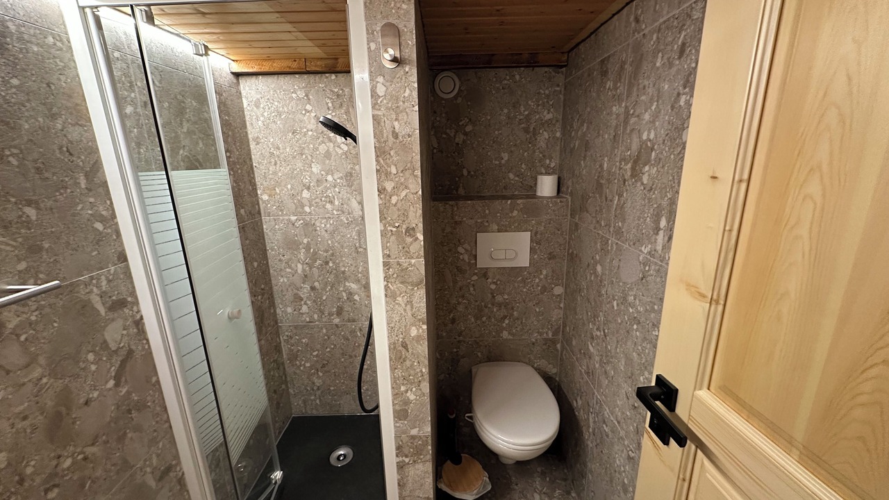 Photo of Bathroom in Eclose-Est