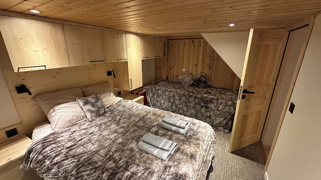 Photo of Bedroom in Eclose-Est