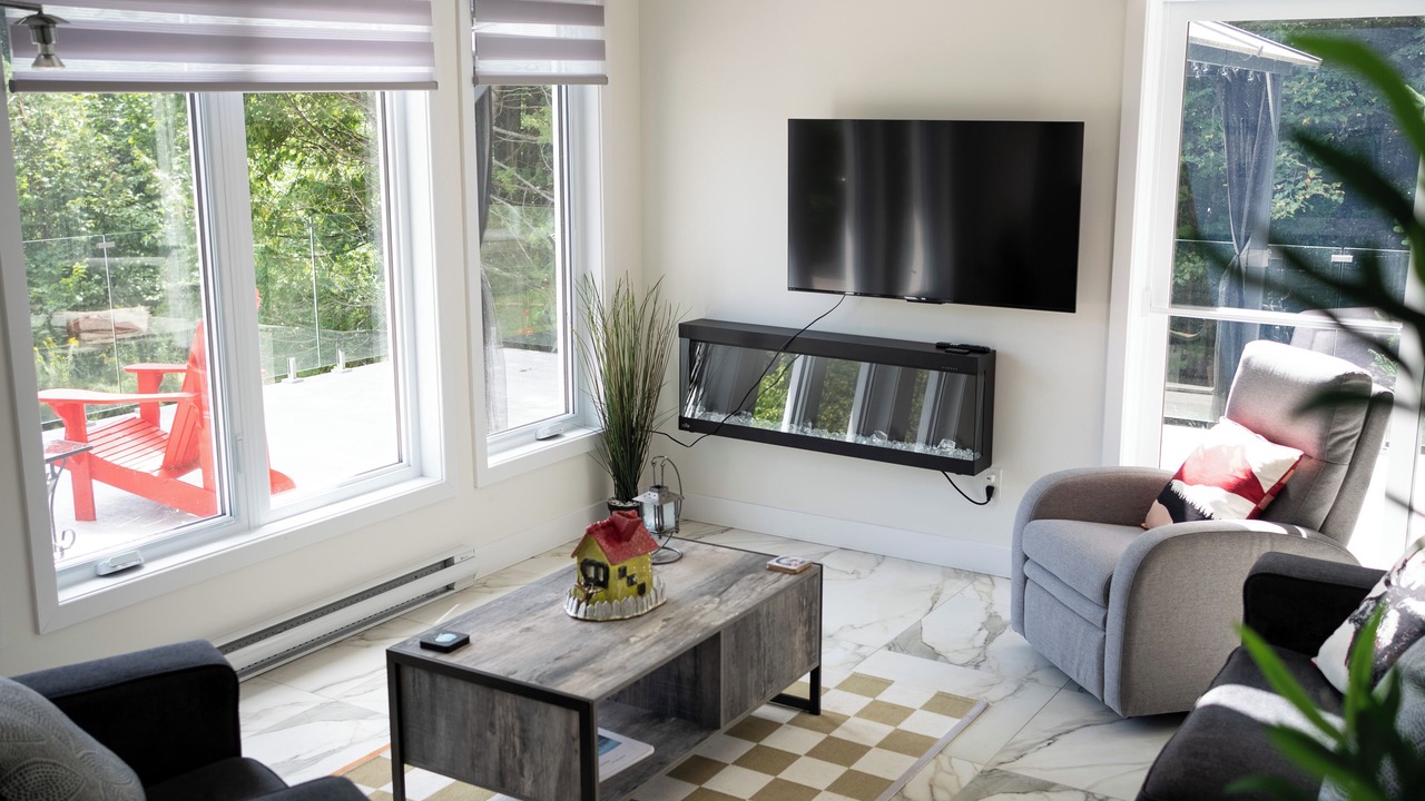 Photo of Livingroom in Val-des-Monts