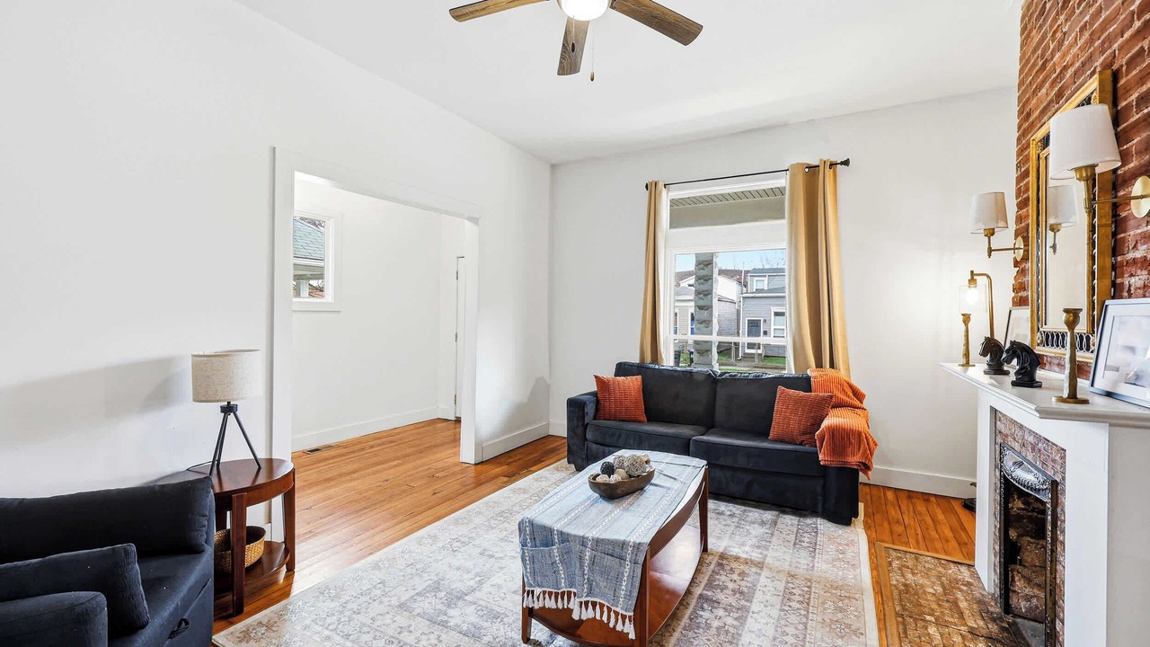 Photo of Bedroom in Shelby Park