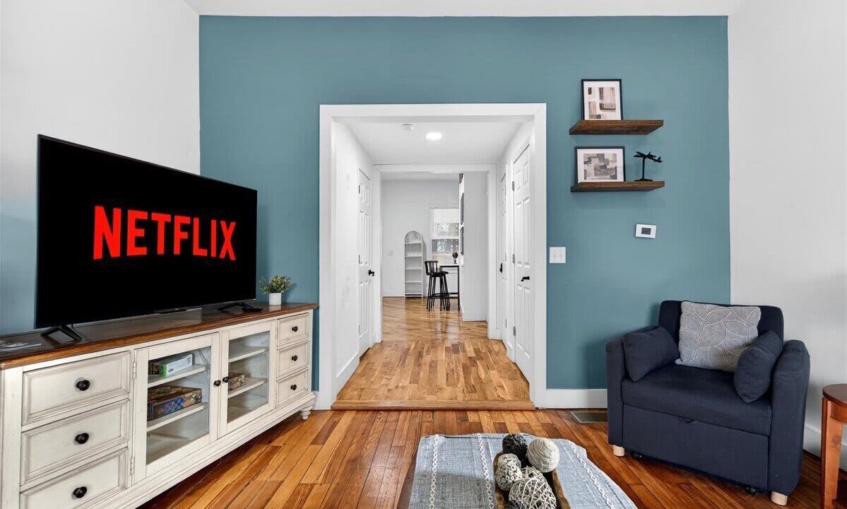 Photo of Bedroom in Shelby Park