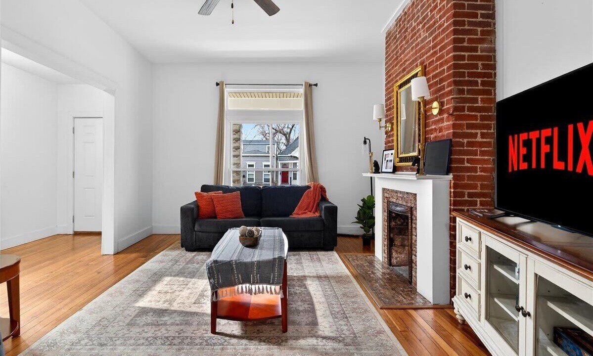 Photo of Bedroom in Shelby Park