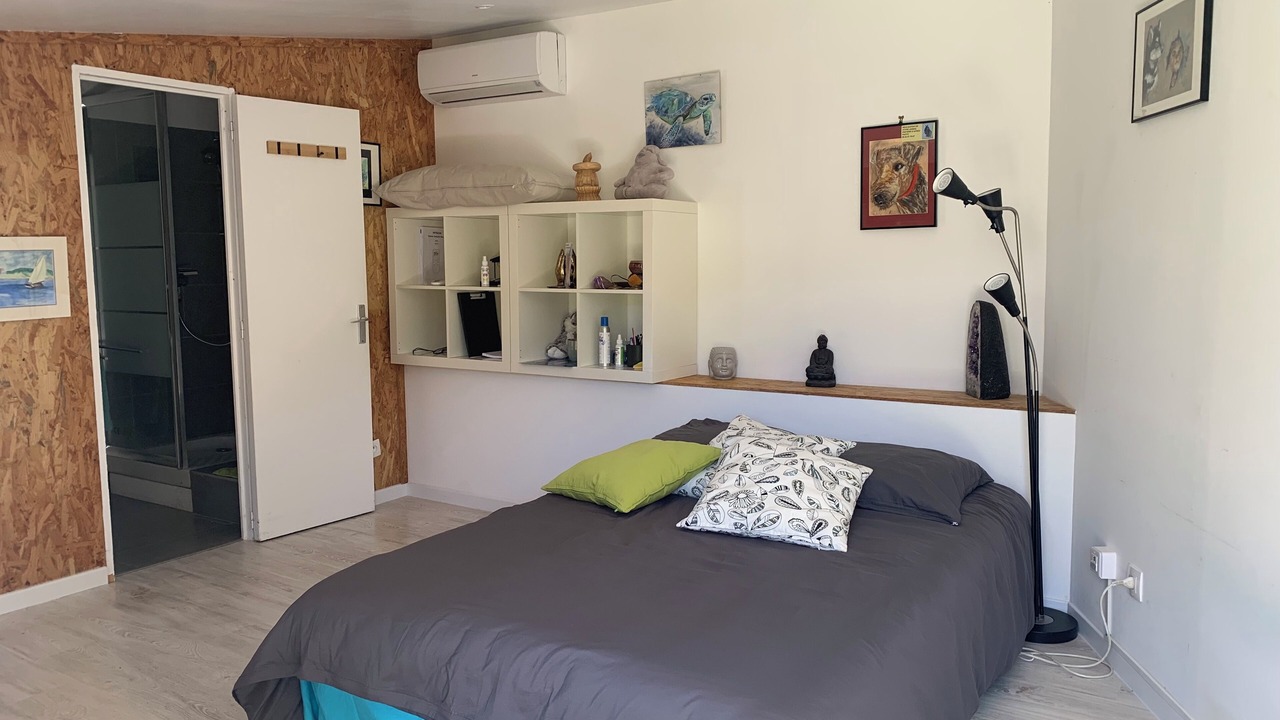 Photo of Bedroom in Villelaure