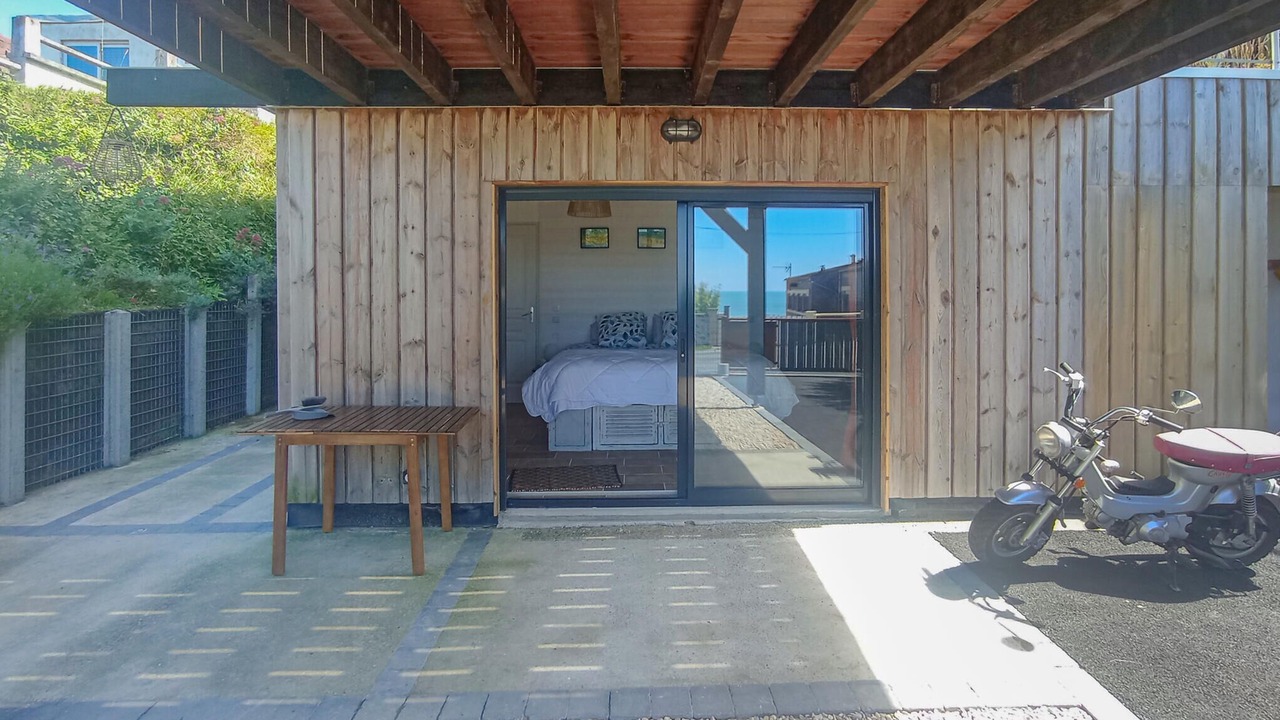 Photo of Others in Woignarue