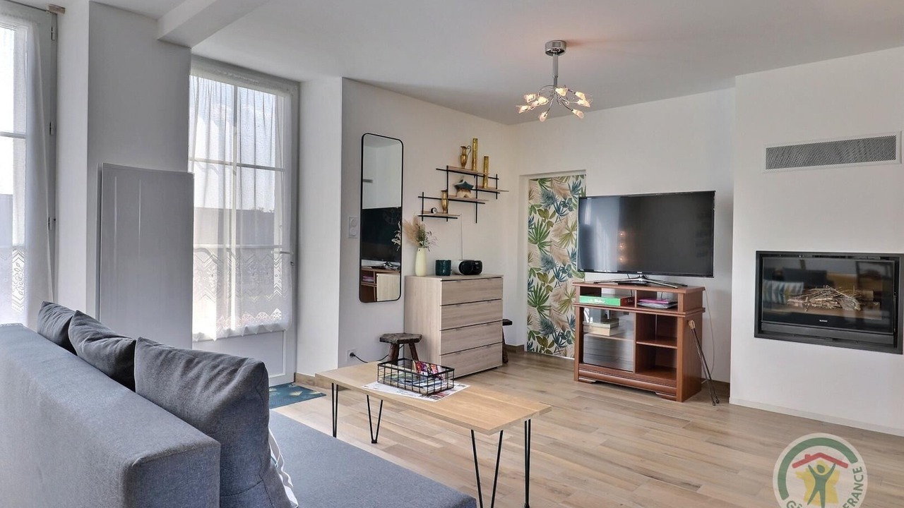 Photo of Livingroom in Saint-Brice-en-Cogles