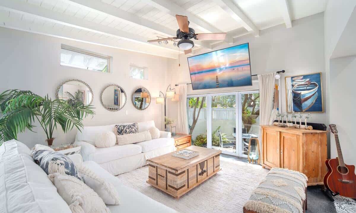 Photo of Livingroom in Midtown