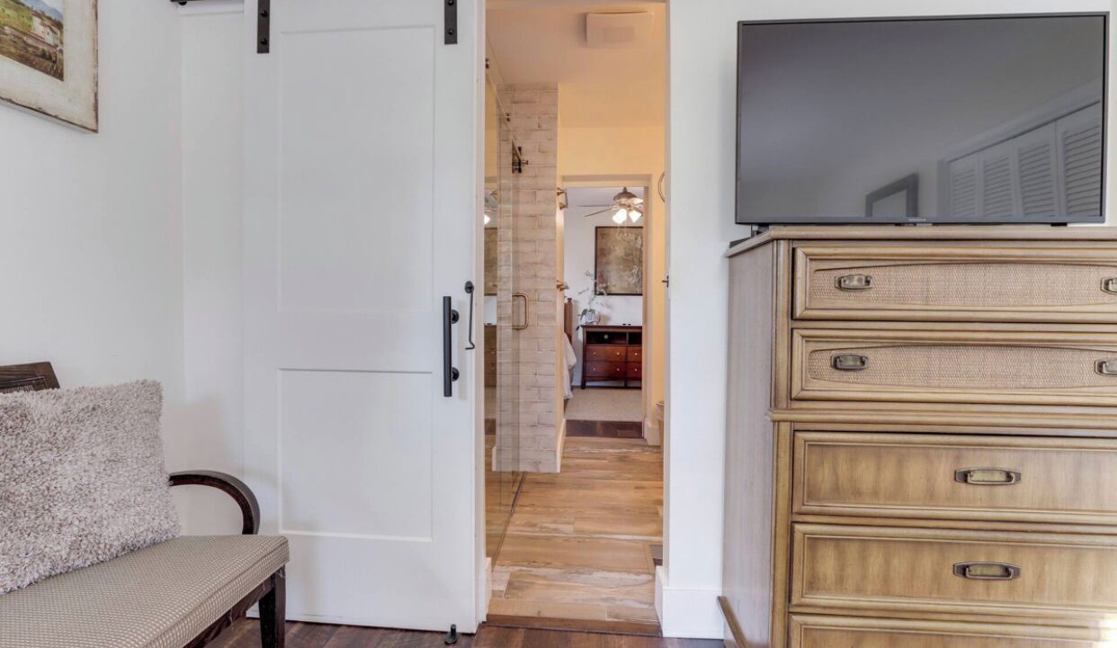 Photo of Others in Stockbridge