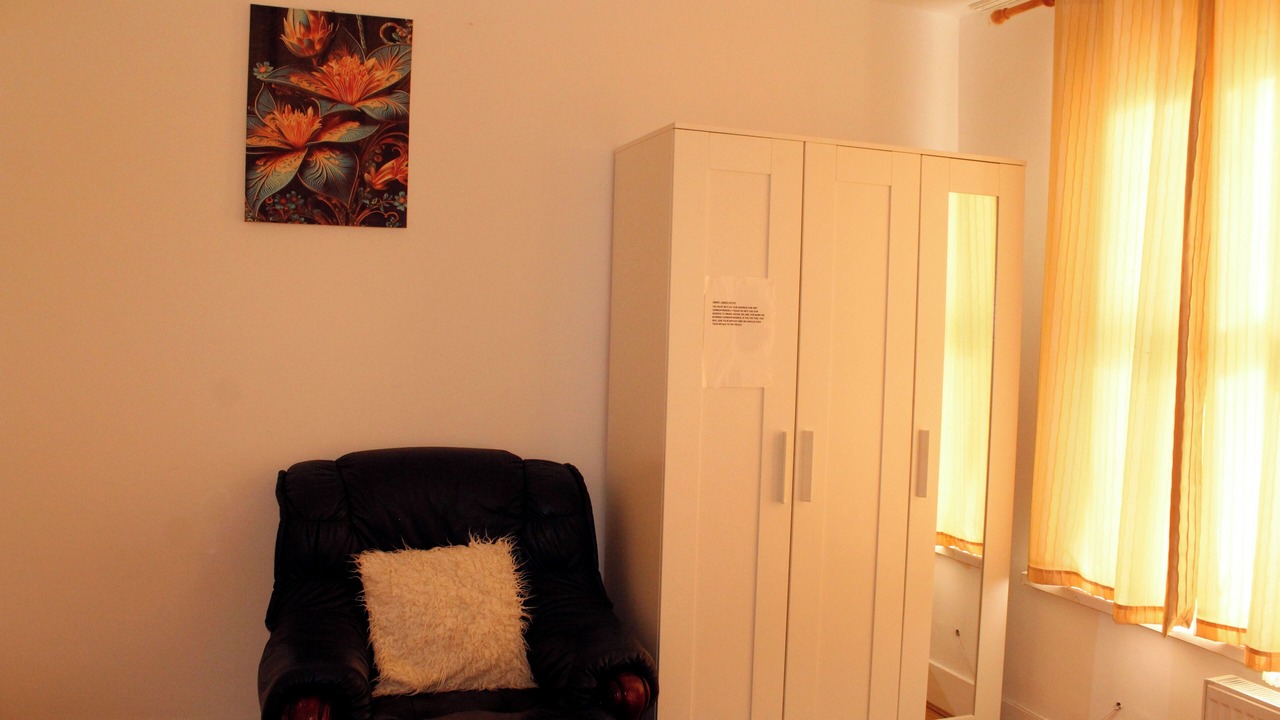 Photo of Others in Lower Edmonton