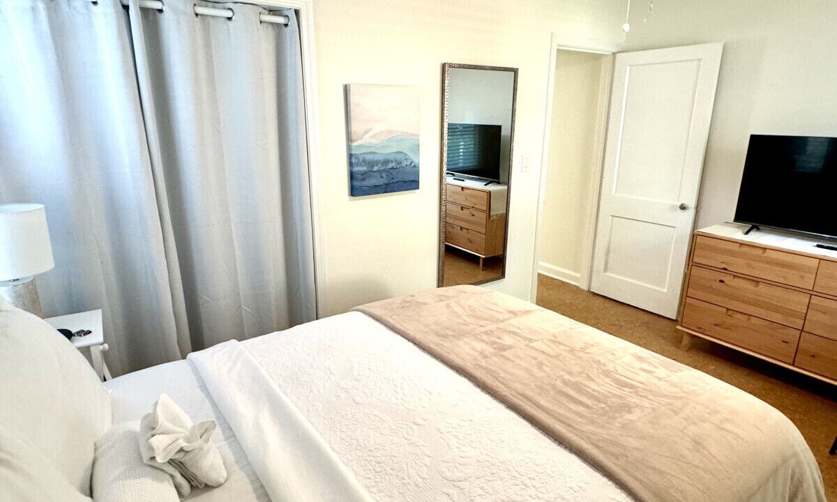 Photo of Bedroom in Green Valley