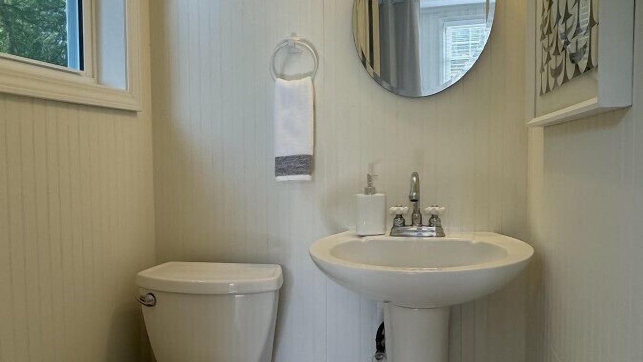 Photo of Bathroom in Green Valley