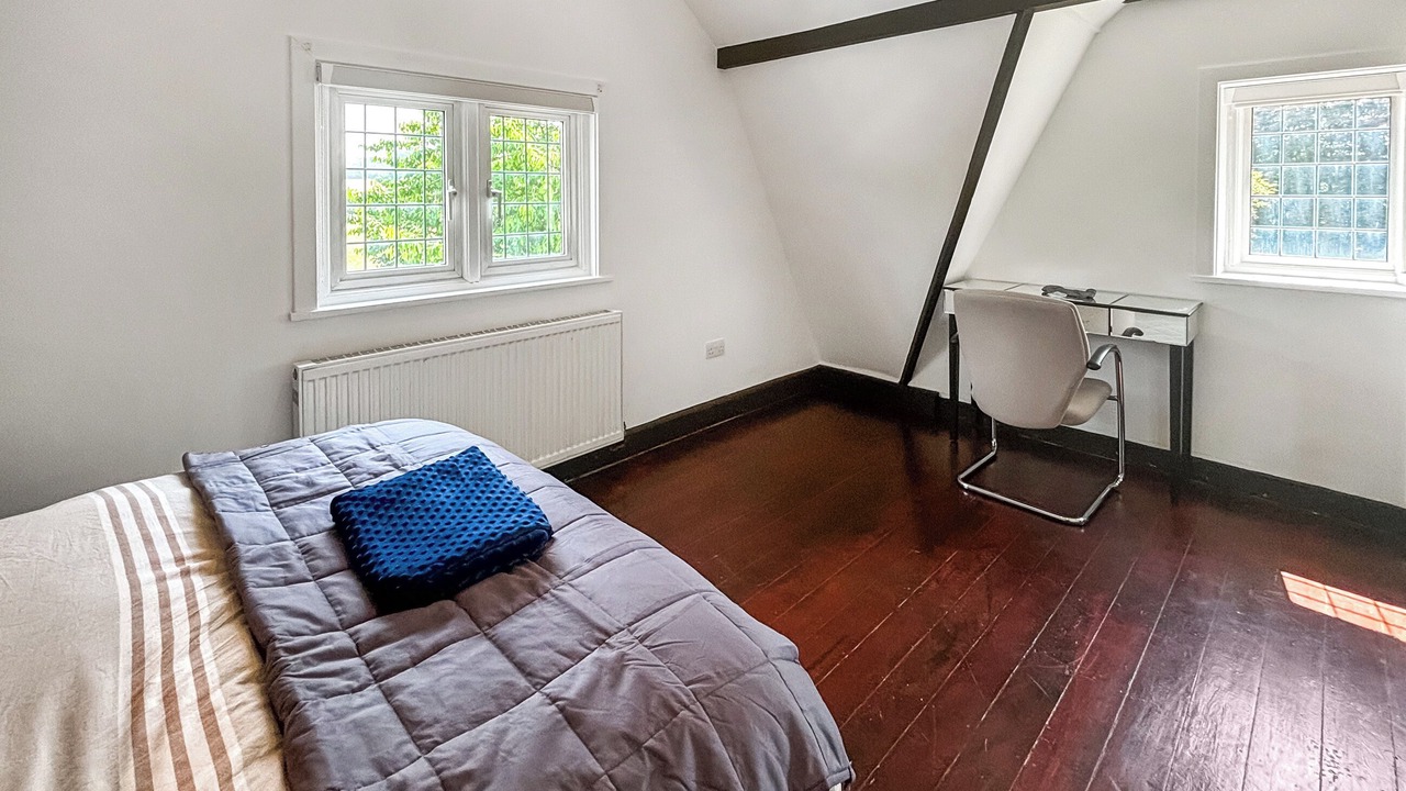 Photo of Others in Chipstead