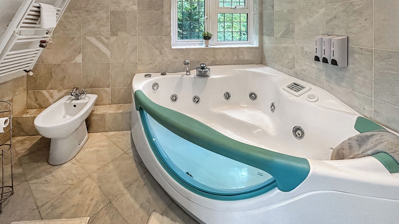 Photo of Bathroom in Chipstead