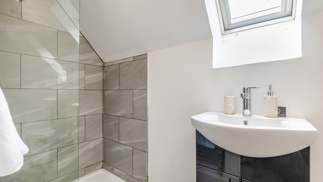 Photo of Bathroom in Radbourne