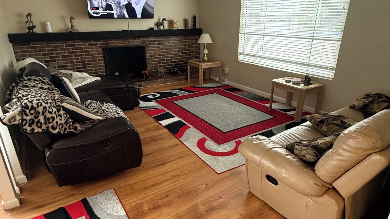 Photo of Livingroom in Ferguson