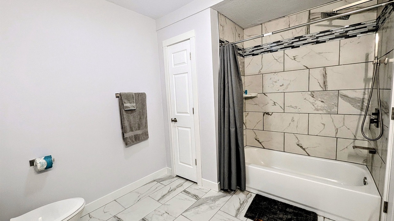 Photo of Bathroom in Pella