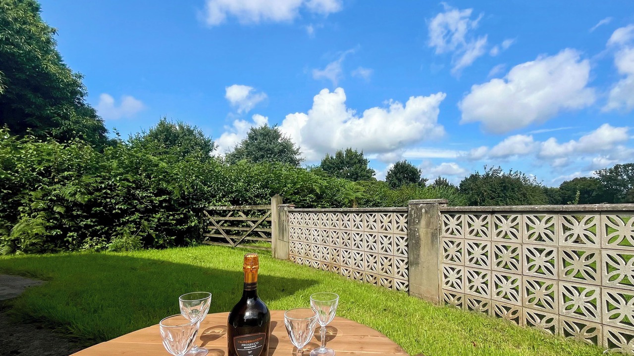 Photo of Others in Compton Martin