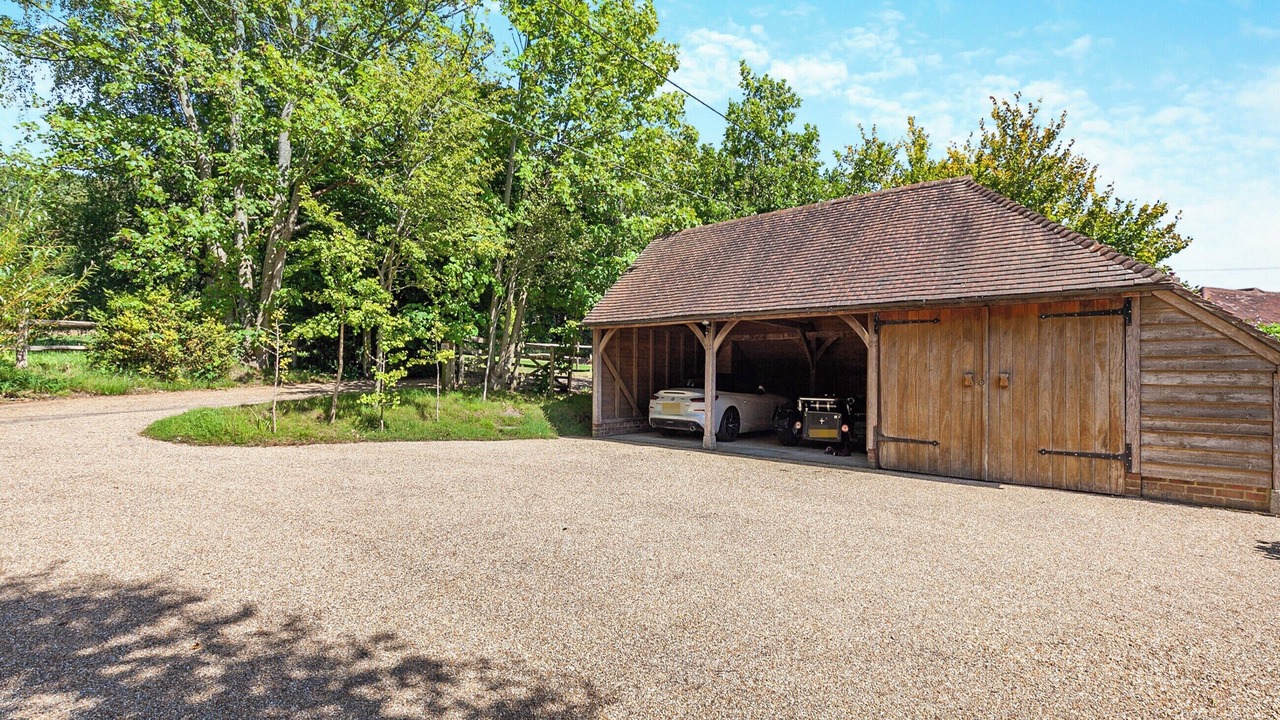 Photo of Outdoor in Piltdown