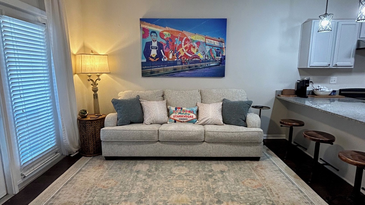 Photo of Livingroom in Starkville
