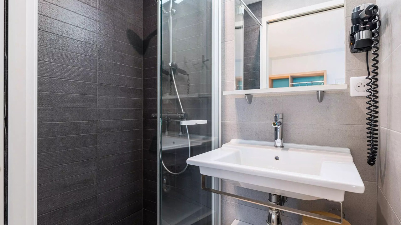 Photo of Bathroom in Saint-Gilles-Croix-de-Vie