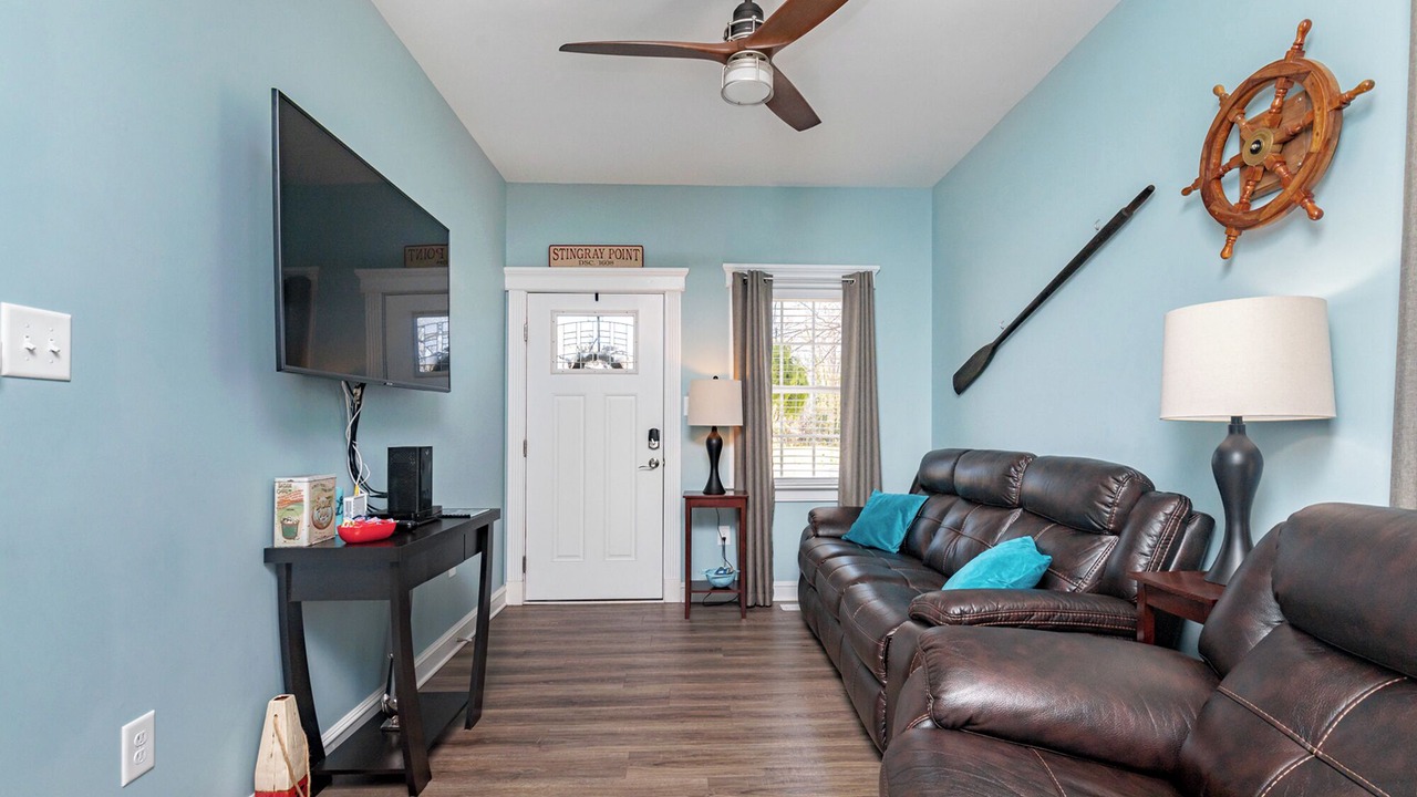 Photo of Bedroom in Deltaville