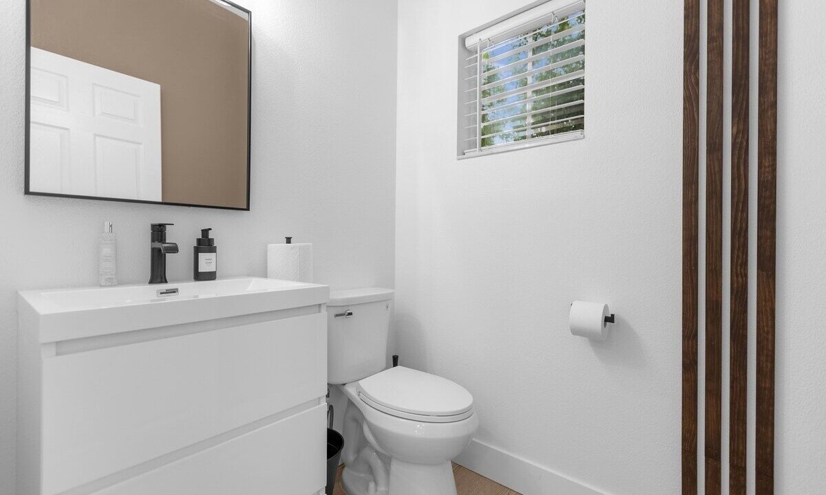 Photo of Bathroom in Casselberry