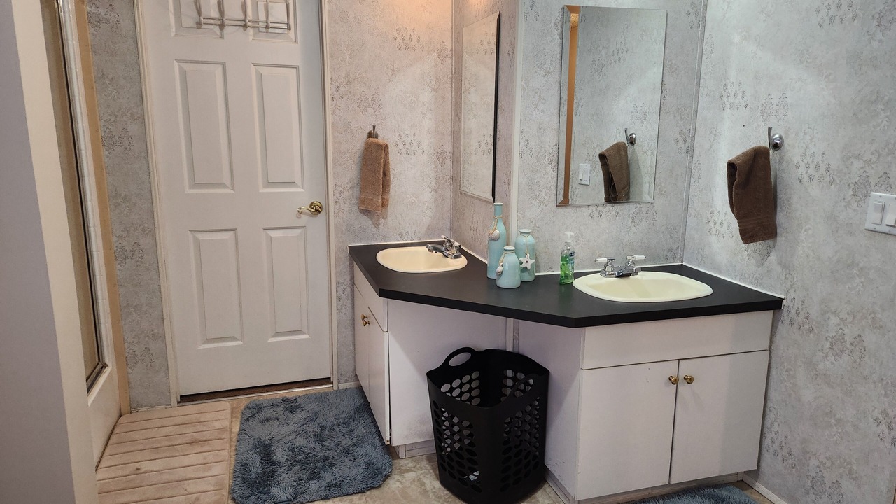Photo of Bathroom in Nowata