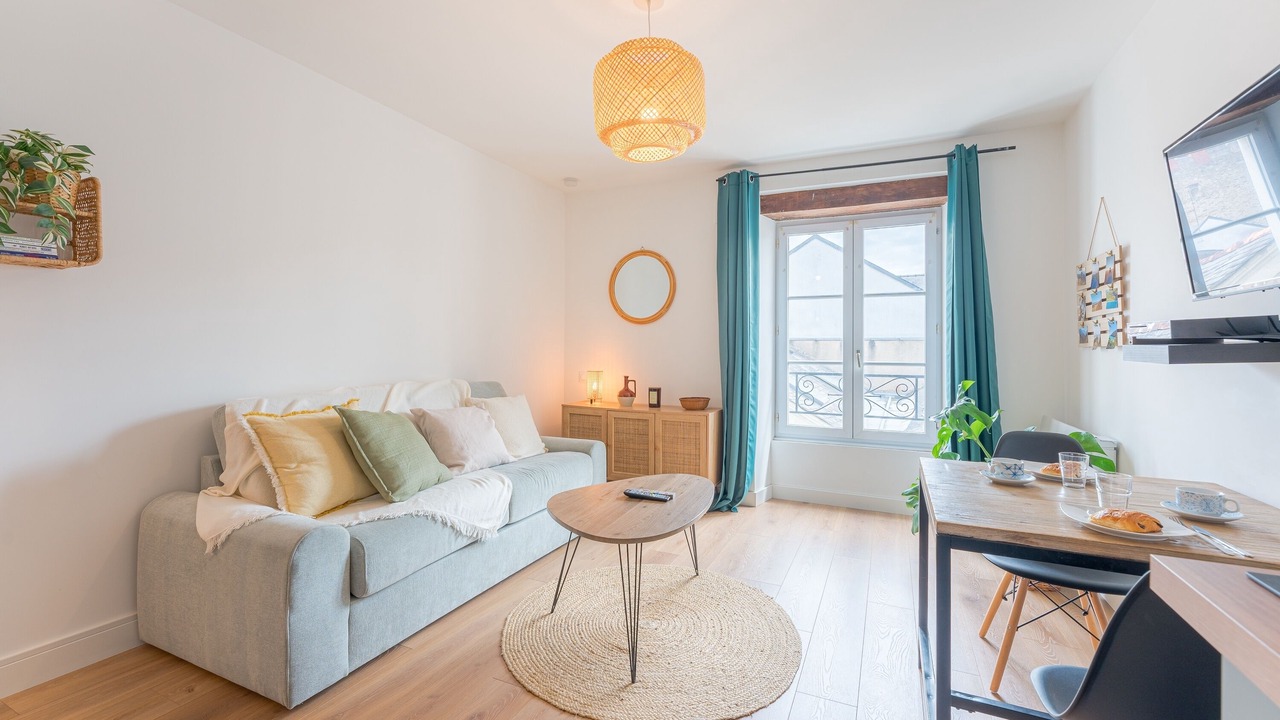 Photo of Livingroom in Madeleine-Champ de Mars