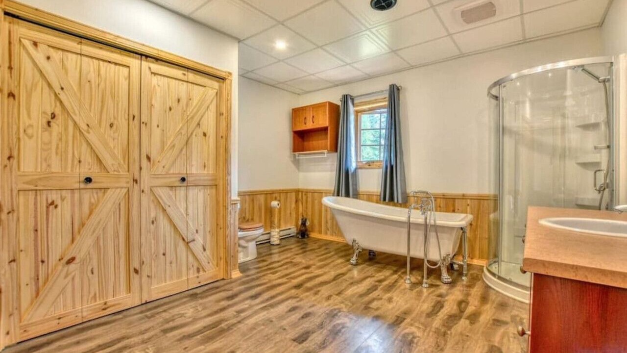 Photo of Bathroom in Lantier
