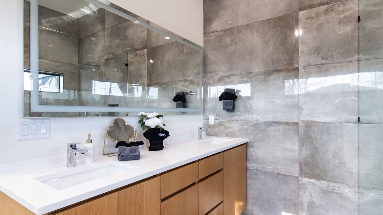 Photo of Bathroom in Govalle