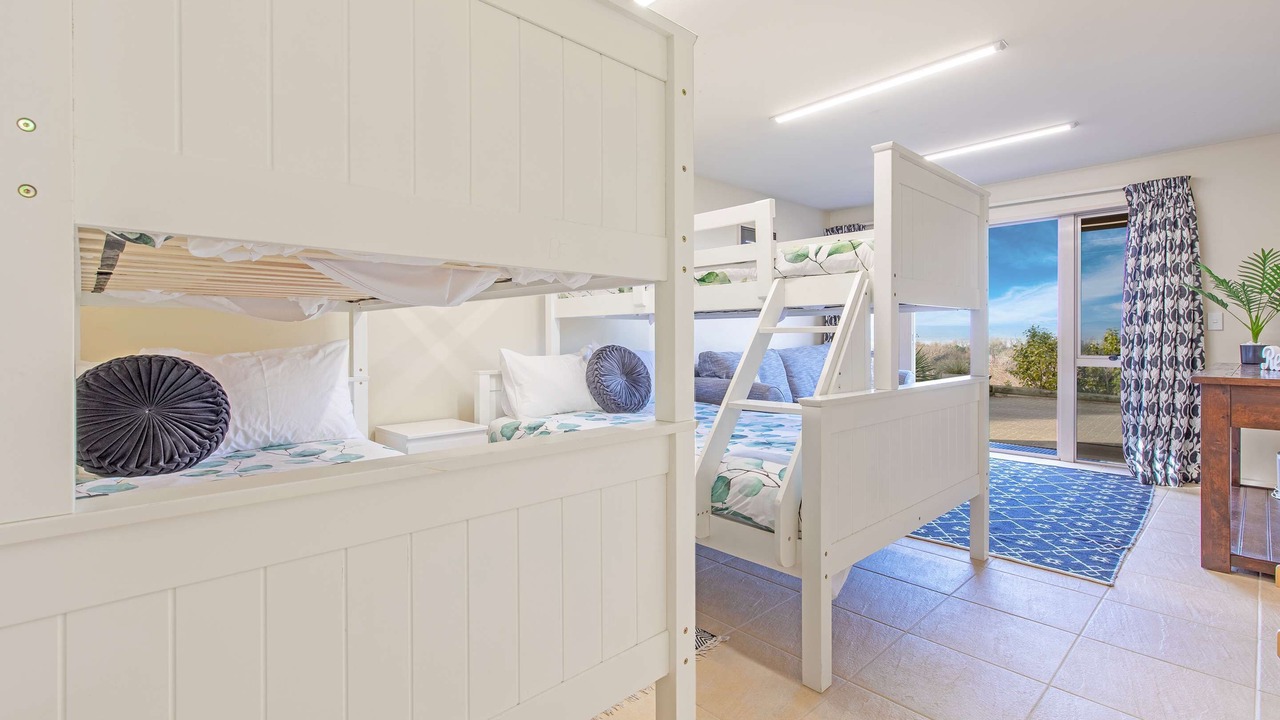 Photo of Bedroom in Acacia Bay